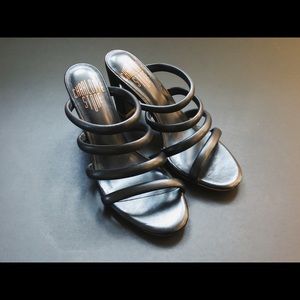 Charlotte Stone Strappy Ring Heels, 6